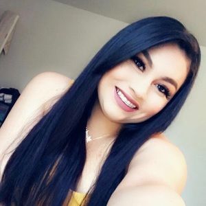 Meet your Posher, Marissa